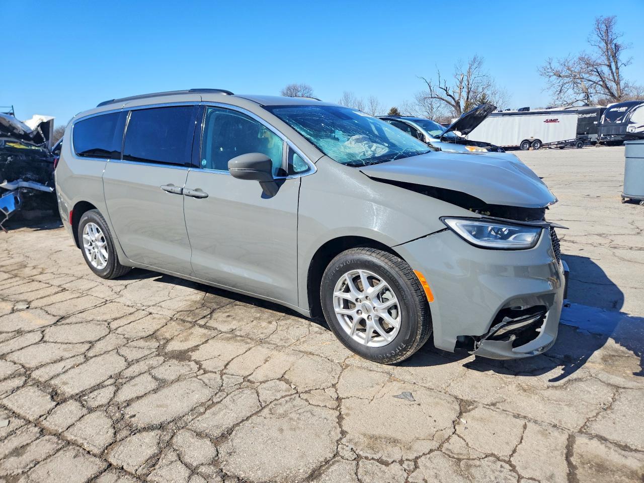 2022 CHRYSLER Pacifica