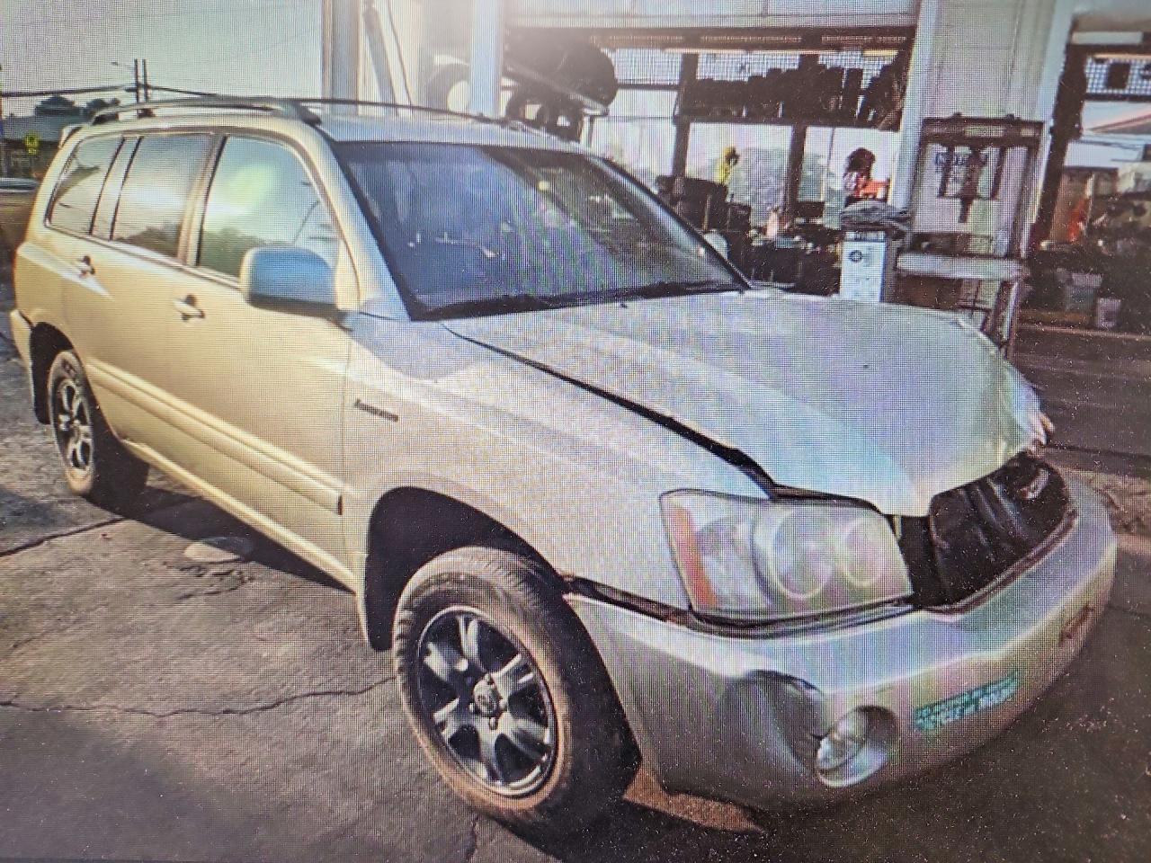 2003 TOYOTA HIGHLANDER