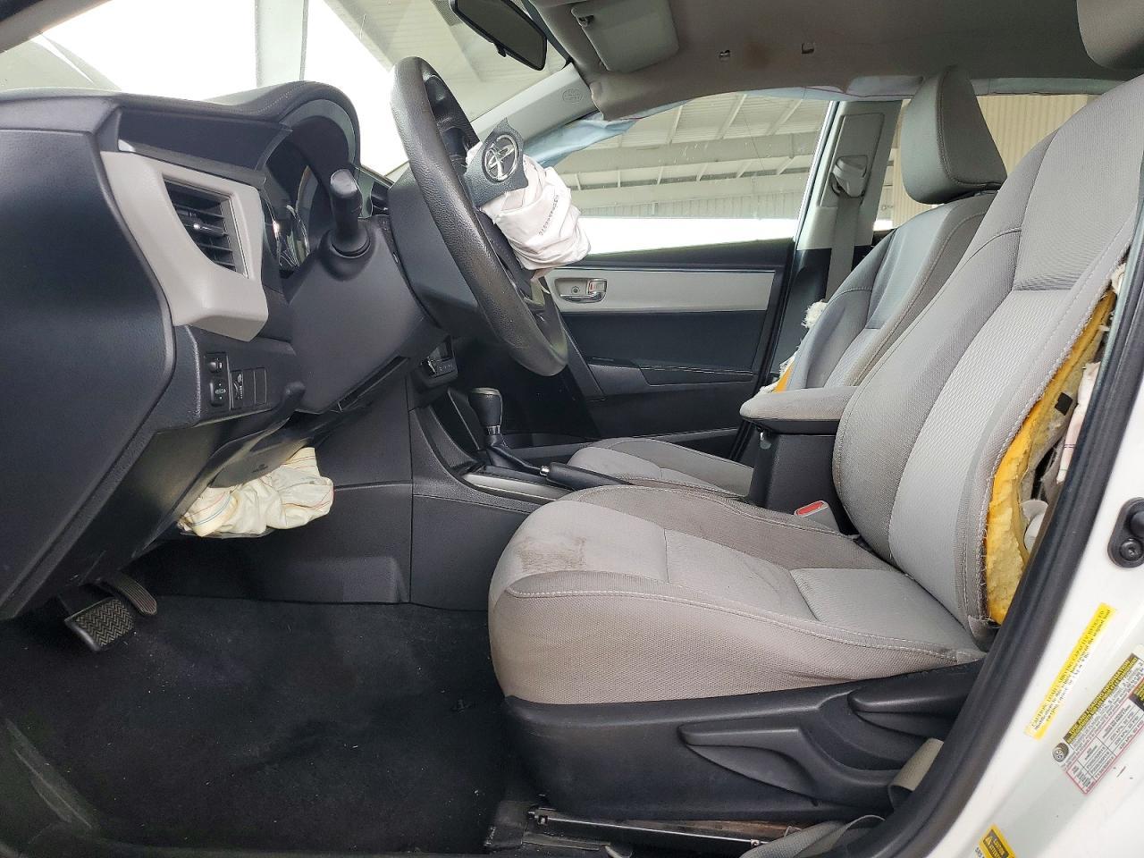 2015 TOYOTA COROLLA
