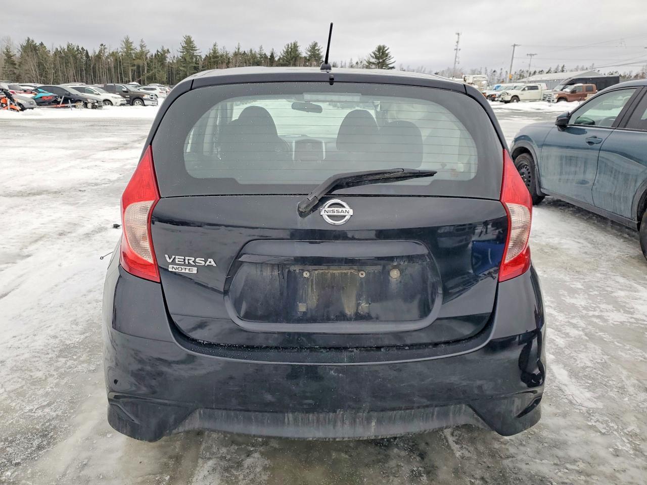 2017 NISSAN Versa Note