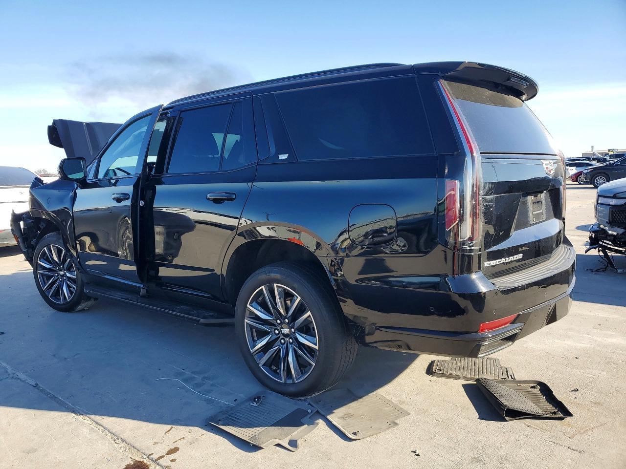 2022 CADILLAC ESCALADE
