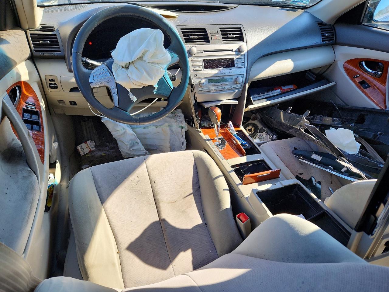 2010 TOYOTA CAMRY