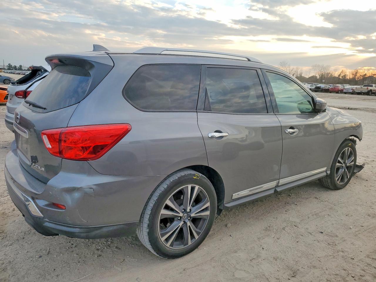 2020 NISSAN PATHFINDER