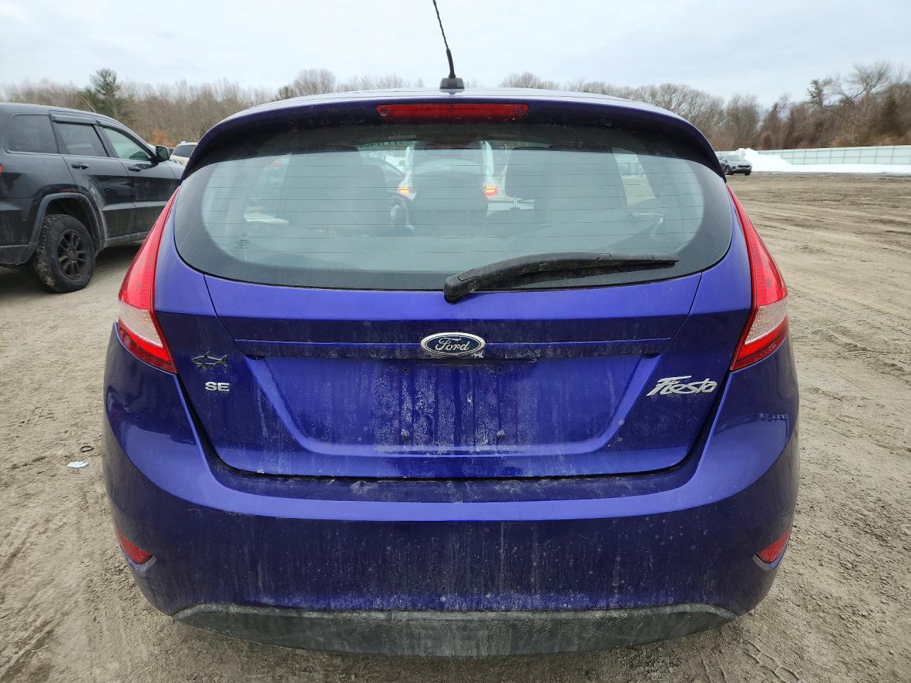 2011 FORD Fiesta