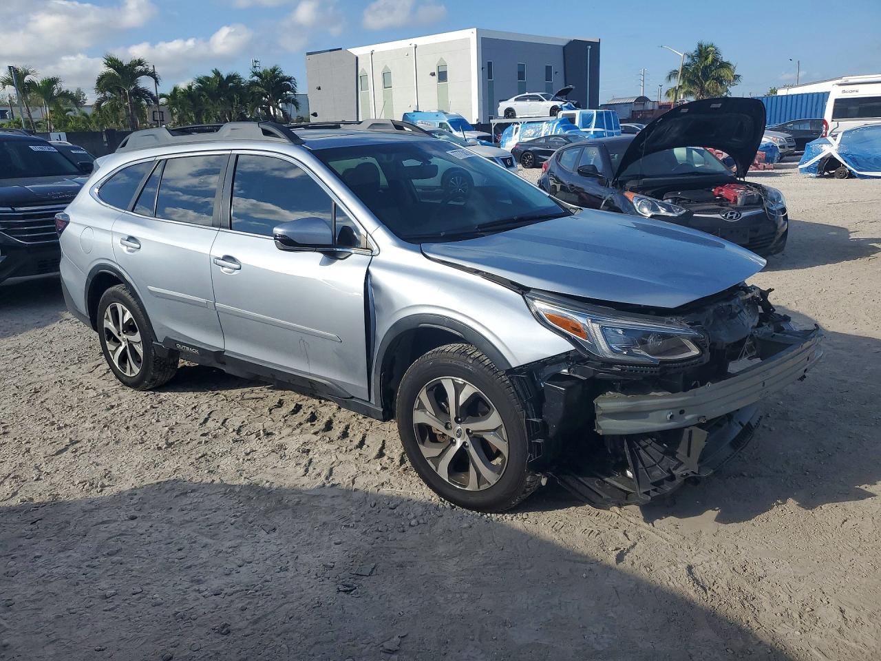2022 SUBARU Outback