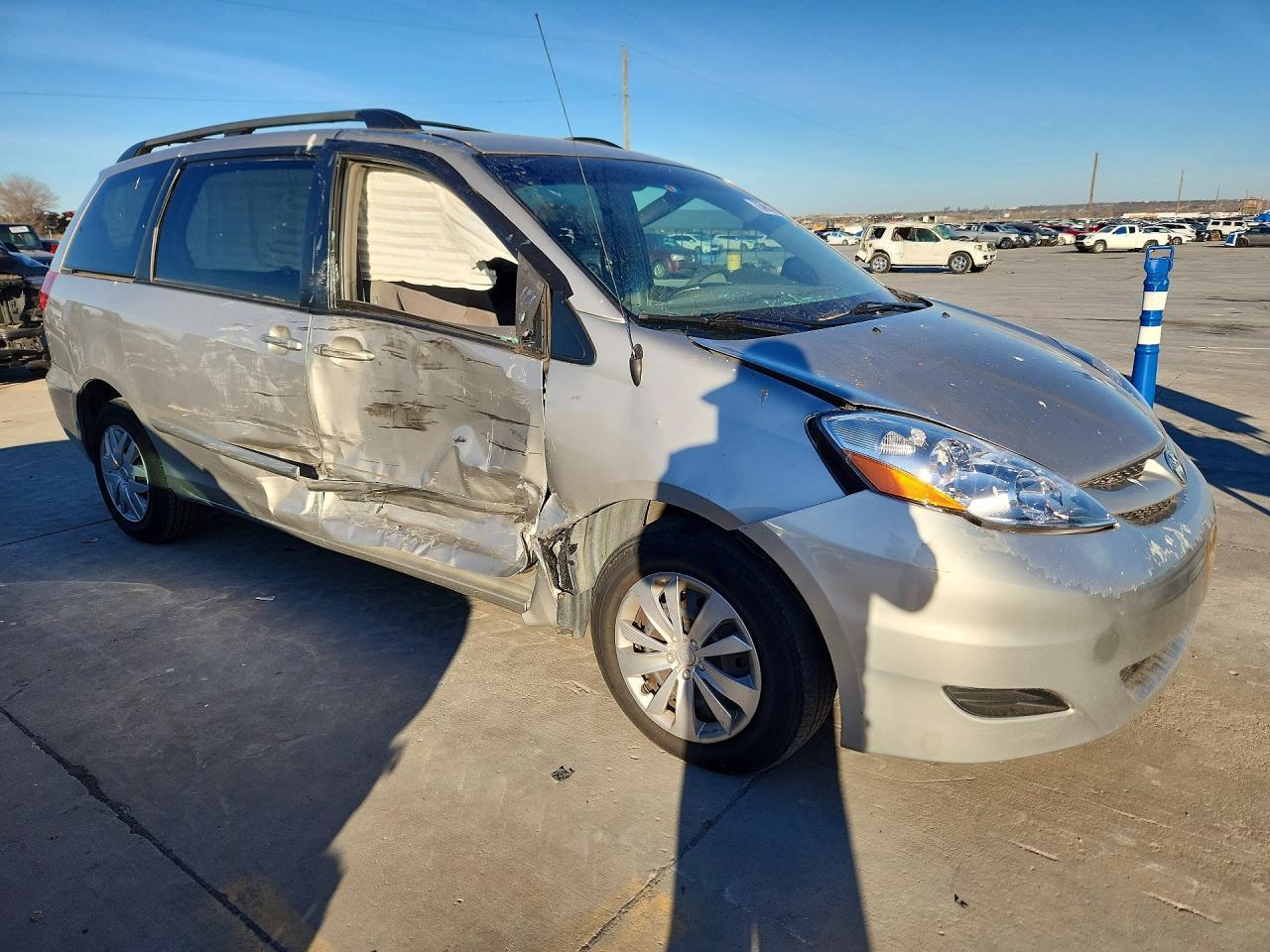 2006 TOYOTA SIENNA