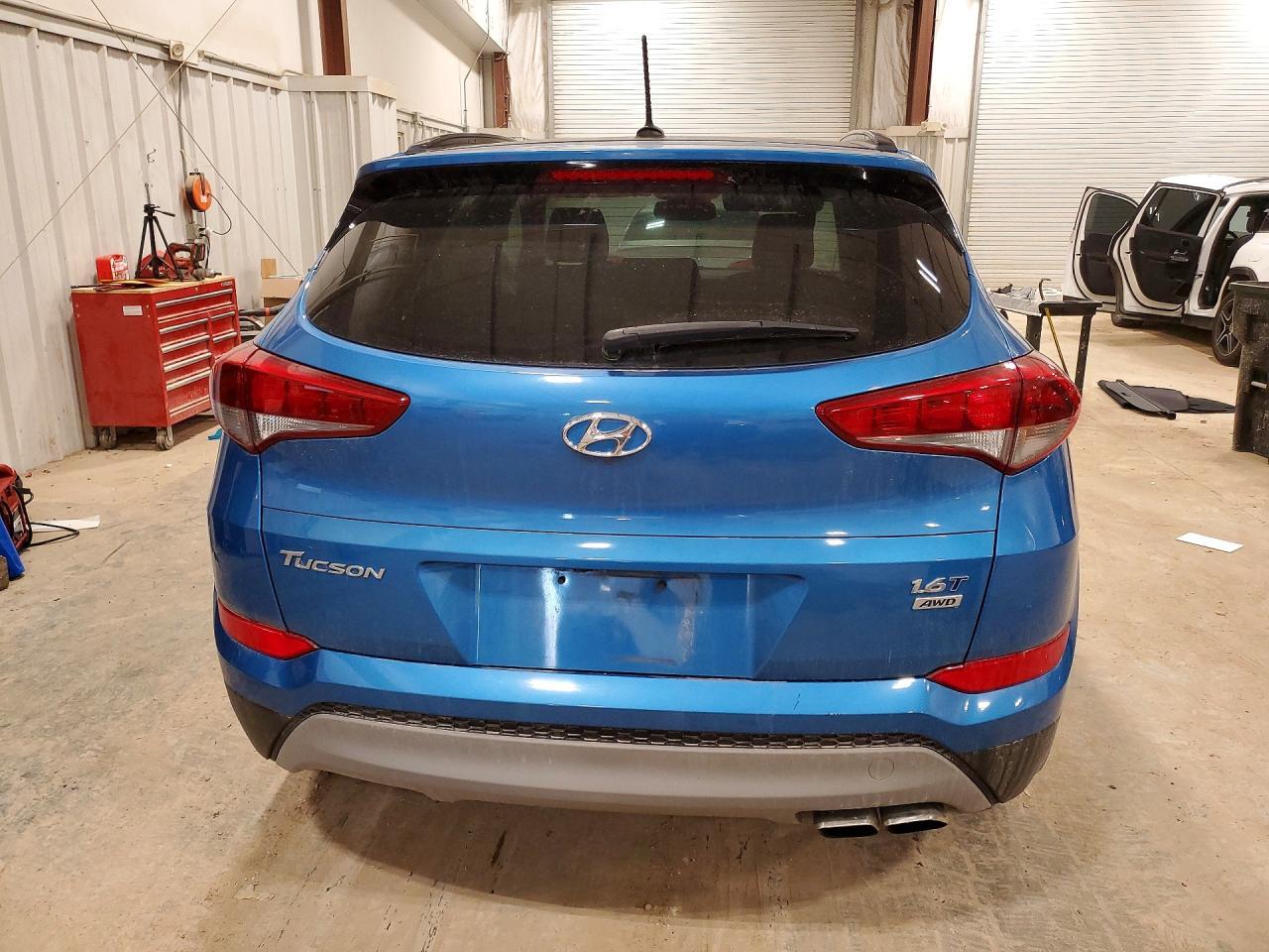 2017 HYUNDAI TUCSON