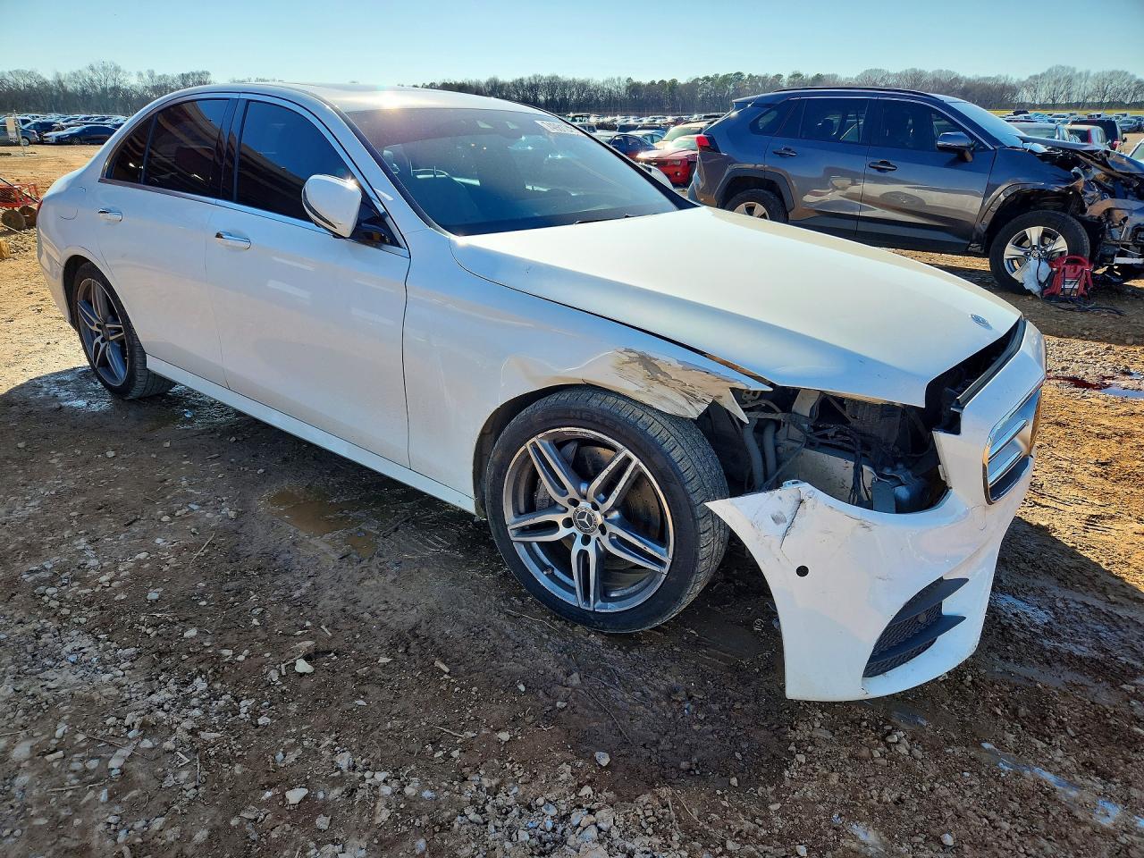 2017 MERCEDES-BENZ E-Class
