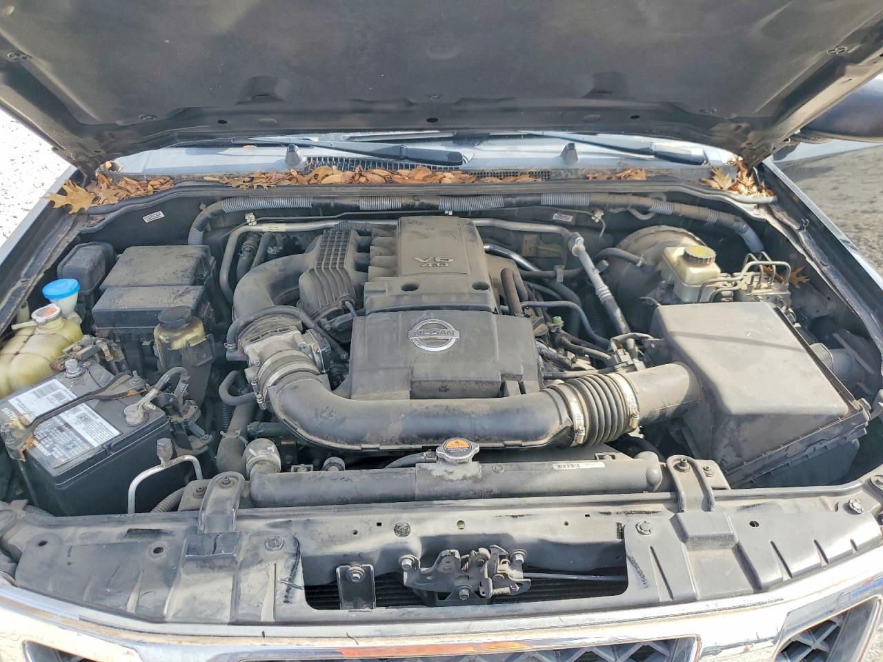 2012 NISSAN Frontier