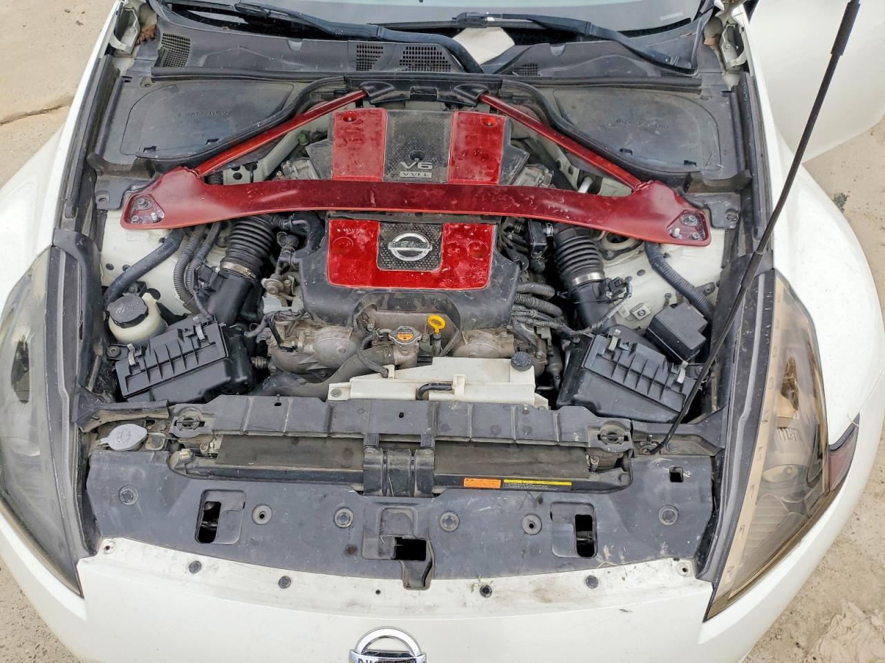 2011 NISSAN 370Z