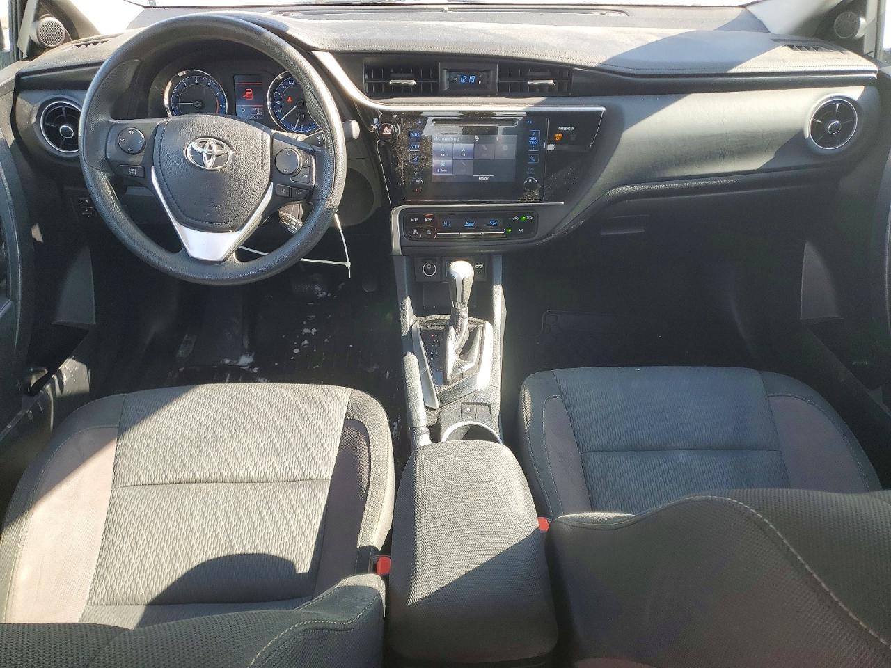 2017 TOYOTA COROLLA