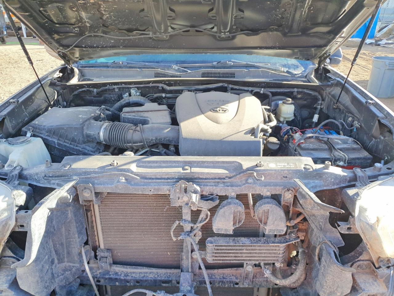 2016 TOYOTA TACOMA