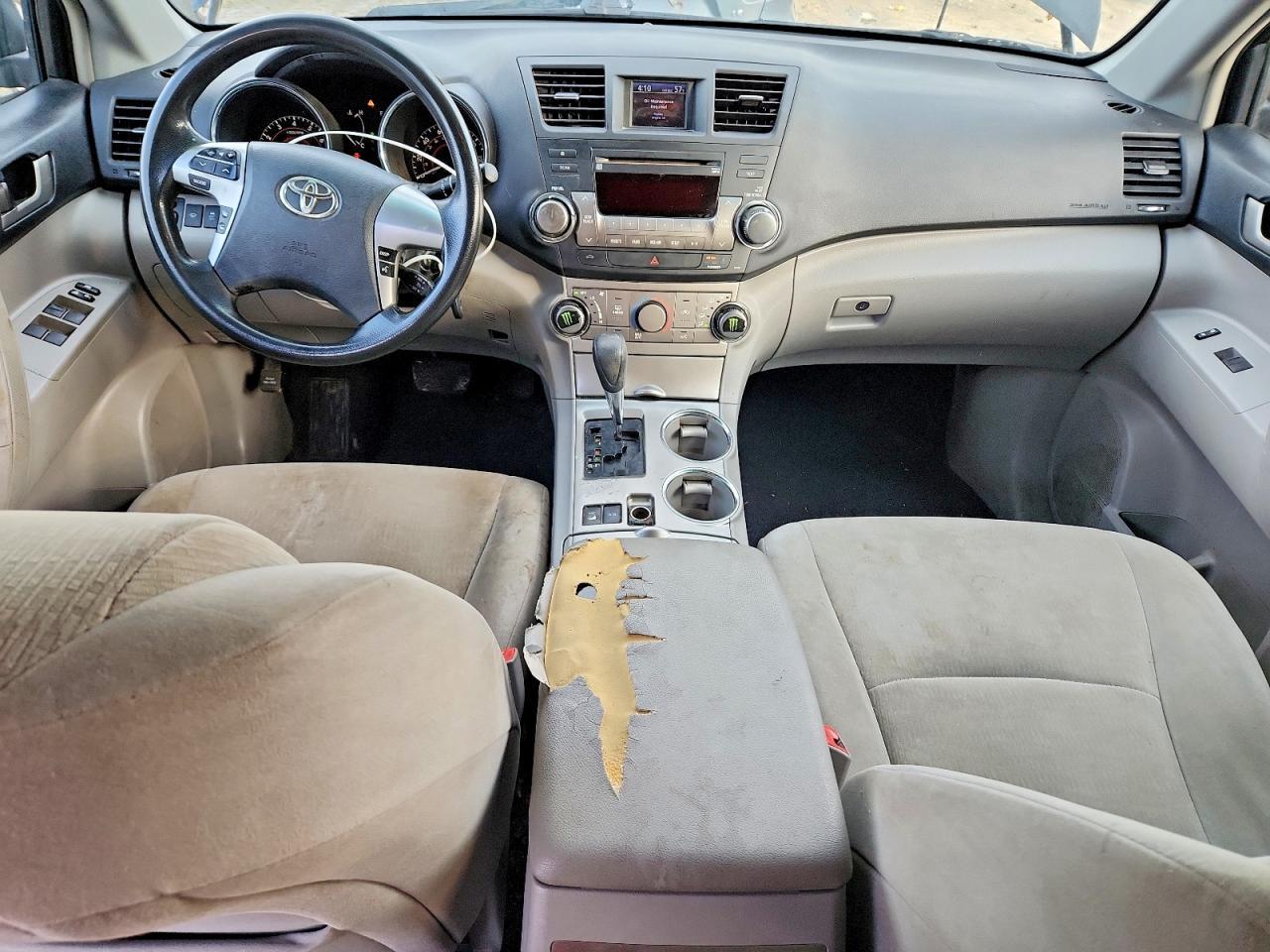 2012 TOYOTA HIGHLANDER