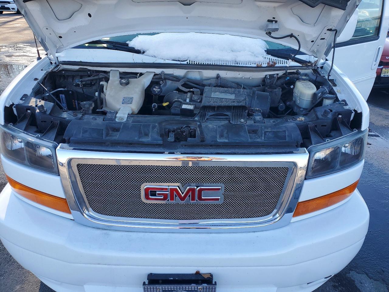 2017 GMC Savana