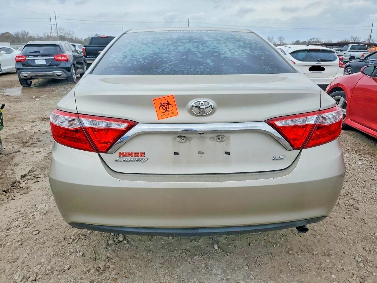 2016 TOYOTA CAMRY