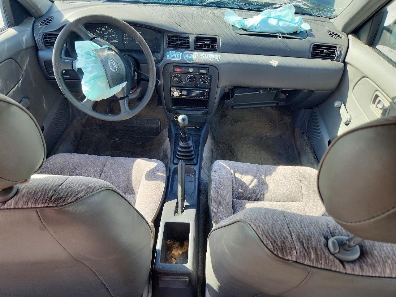 1999 NISSAN