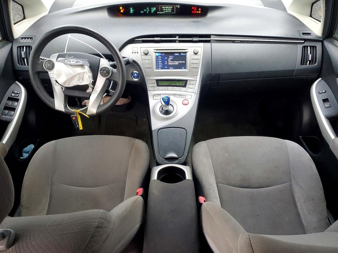 2013 TOYOTA PRIUS