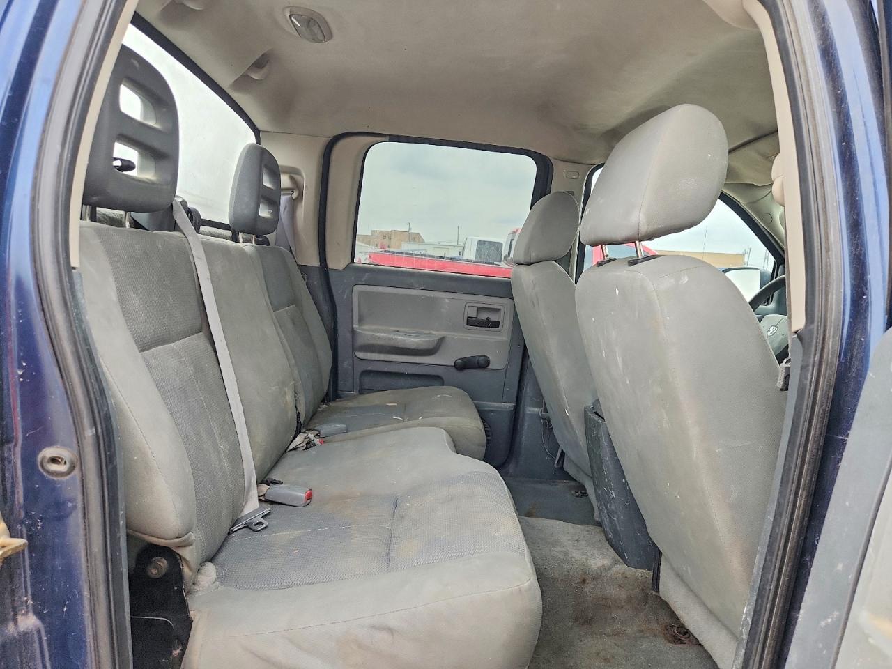 2006 DODGE Dakota
