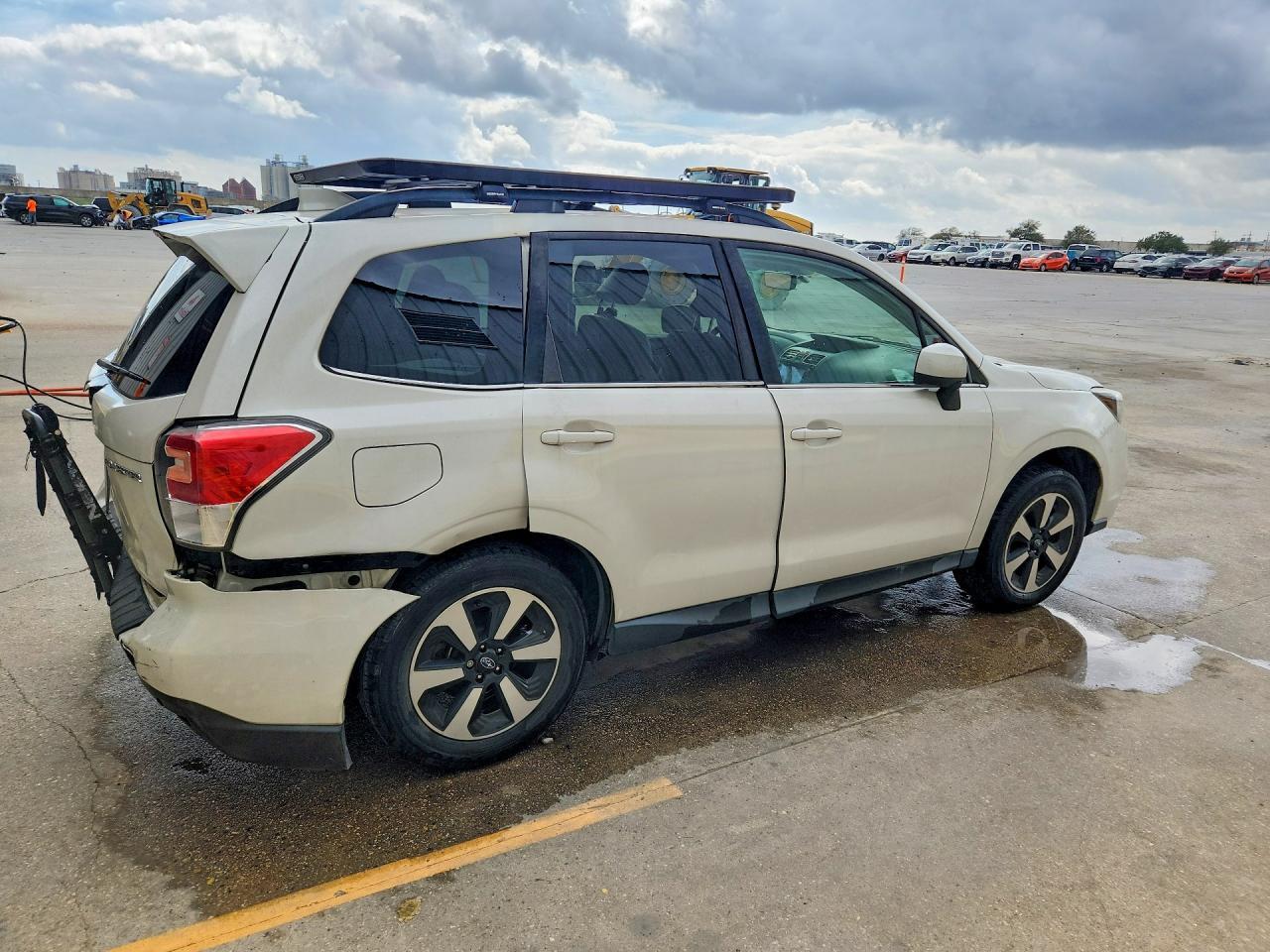 2018 SUBARU FORESTER