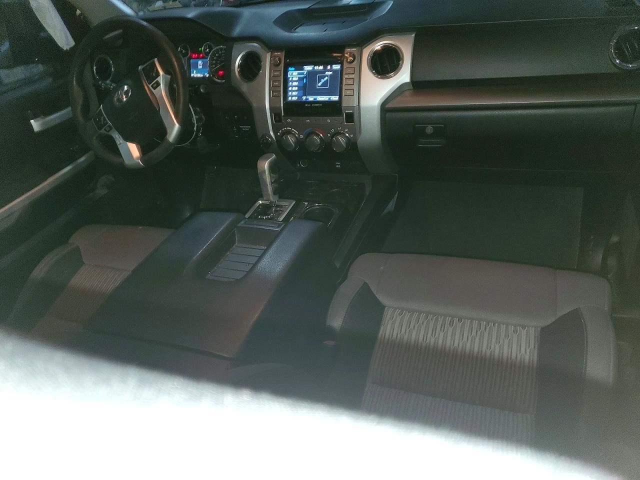 2016 TOYOTA TUNDRA
