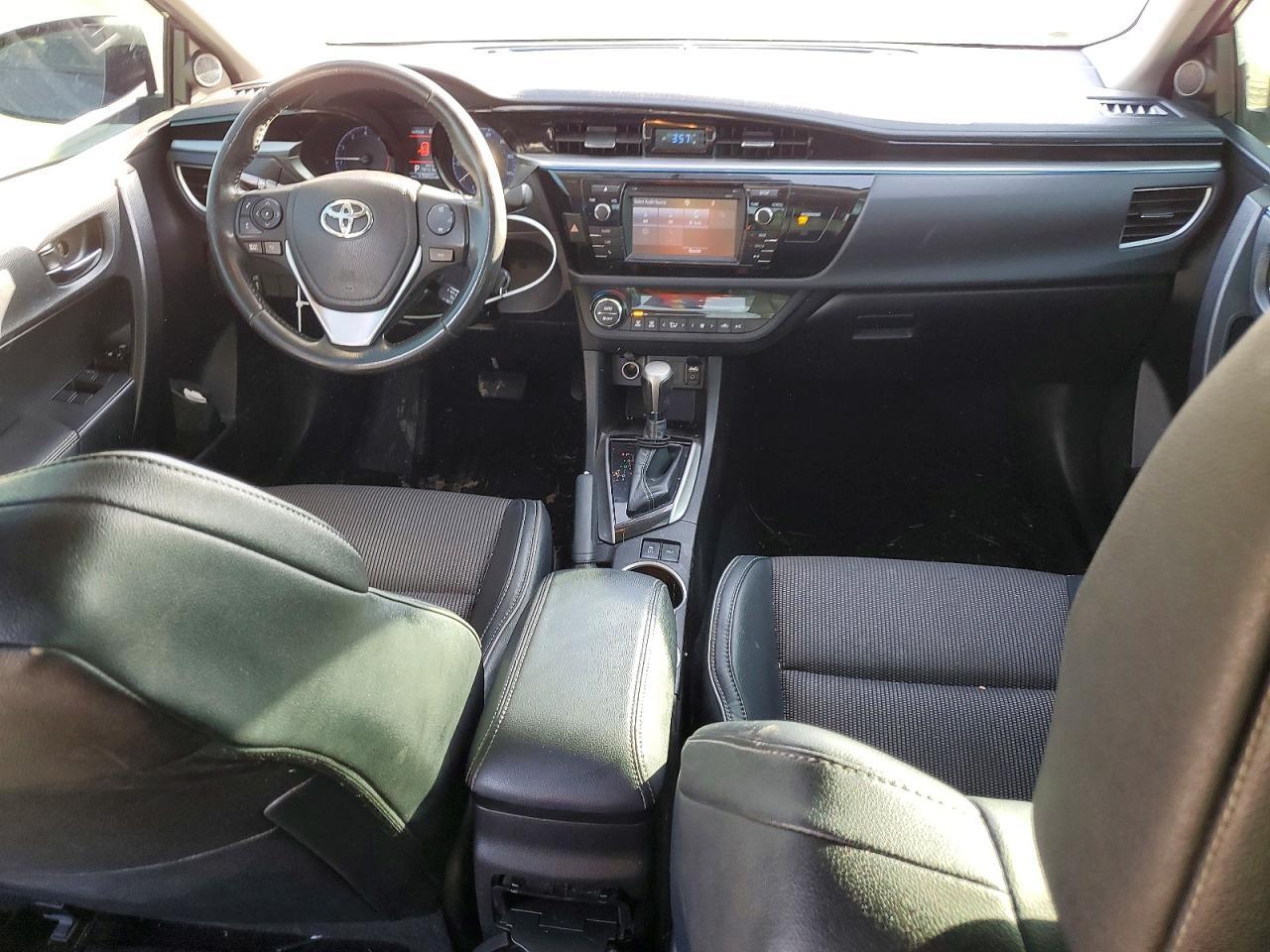 2015 TOYOTA COROLLA