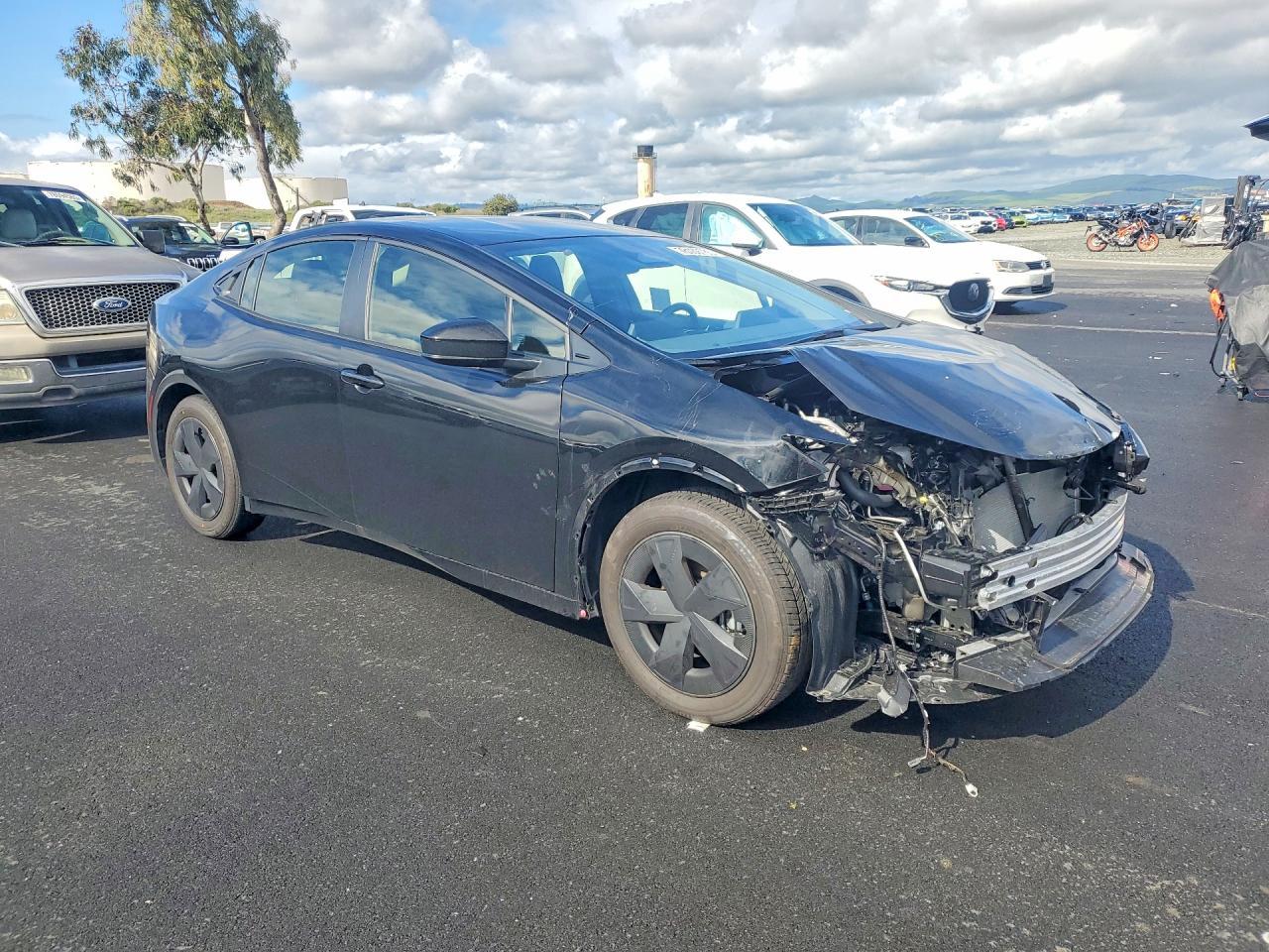 2026 TOYOTA PRIUS