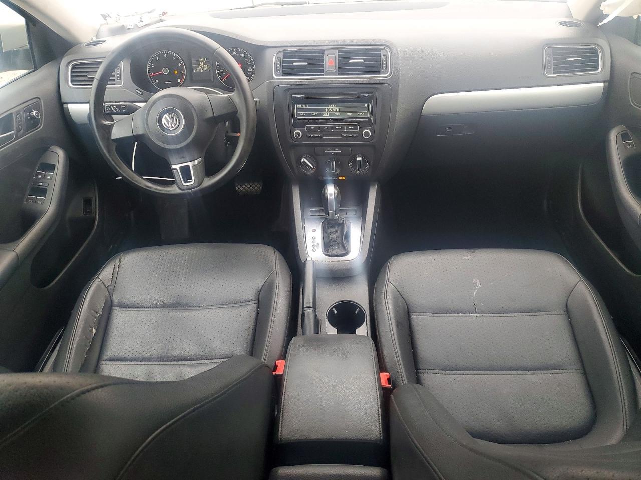 2013 VOLKSWAGEN JETTA