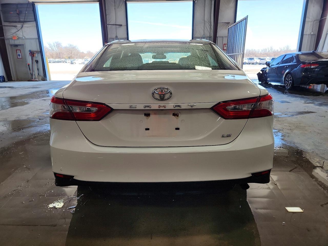 2018 TOYOTA CAMRY