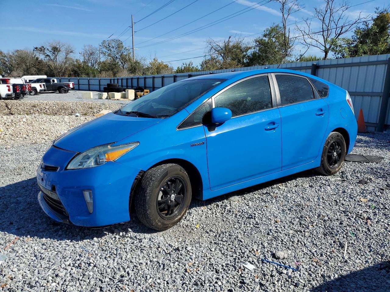 2015 TOYOTA PRIUS