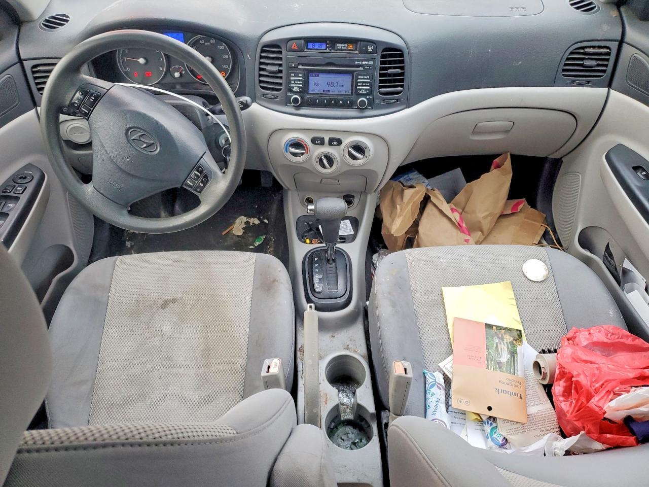 2011 HYUNDAI ACCENT