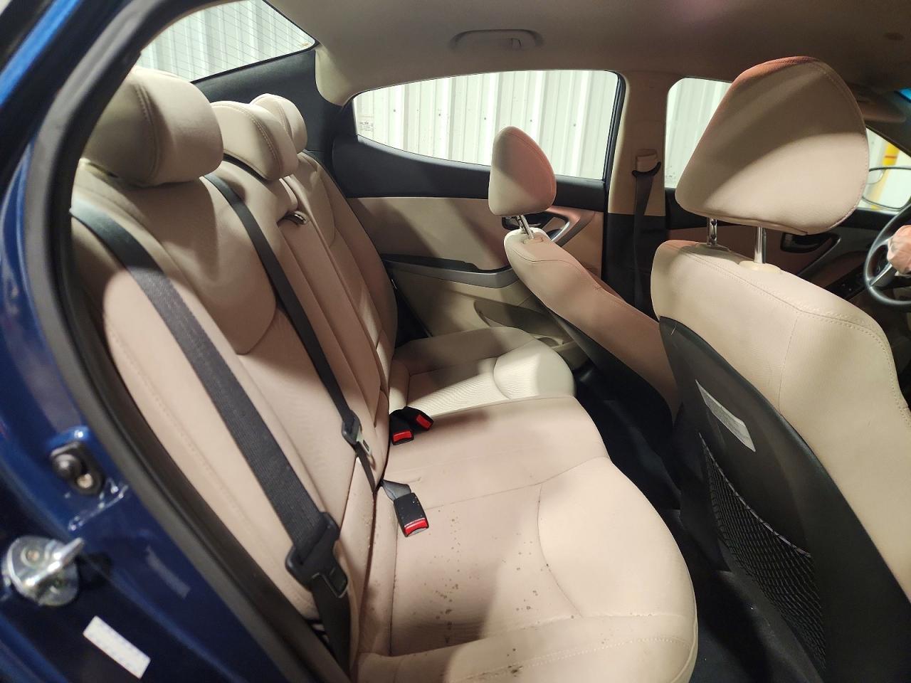 2016 HYUNDAI ELANTRA