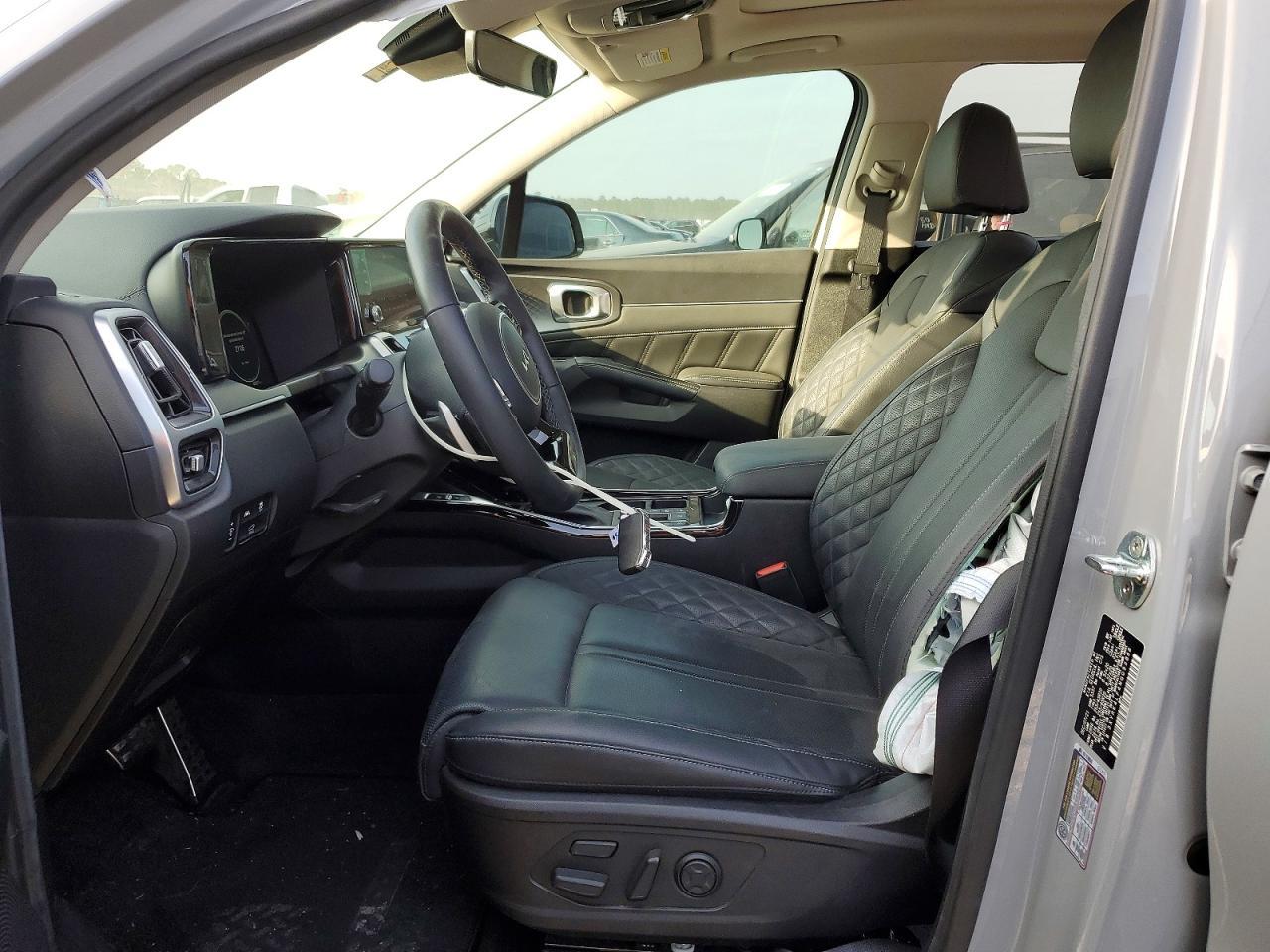 2022 KIA SORENTO