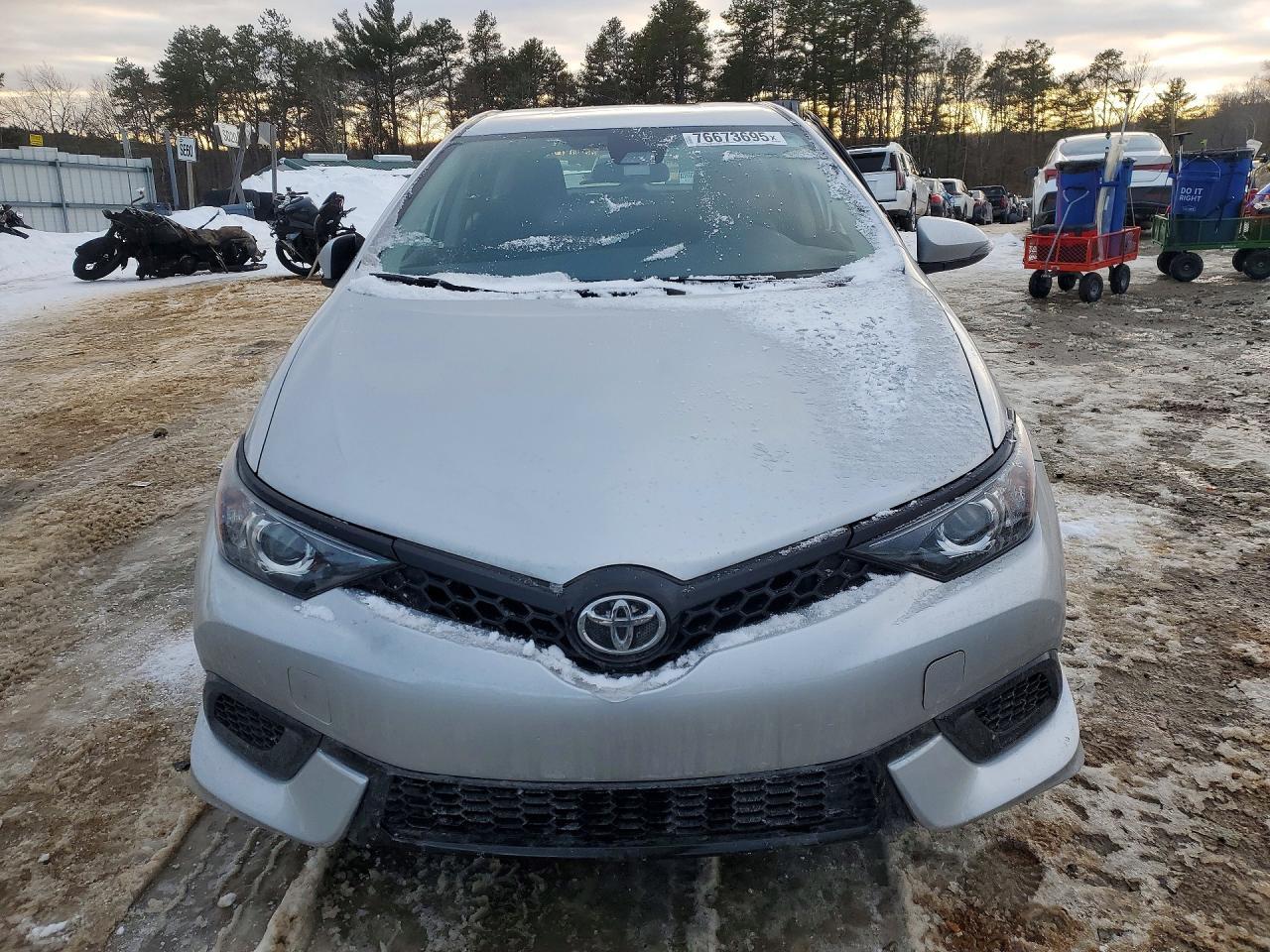 2018 TOYOTA COROLLA