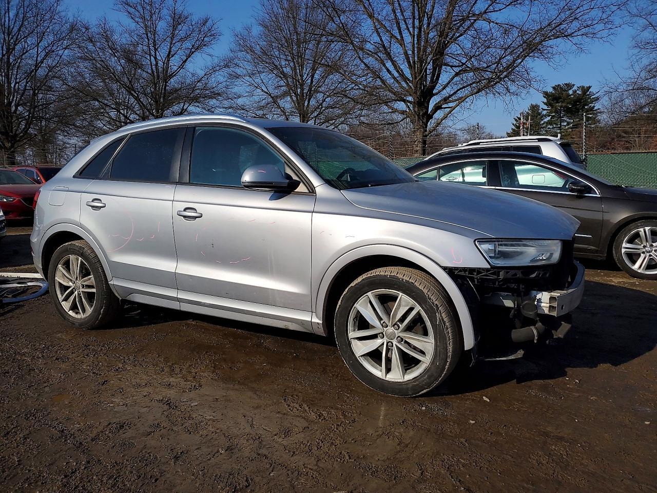 2017 AUDI Q3
