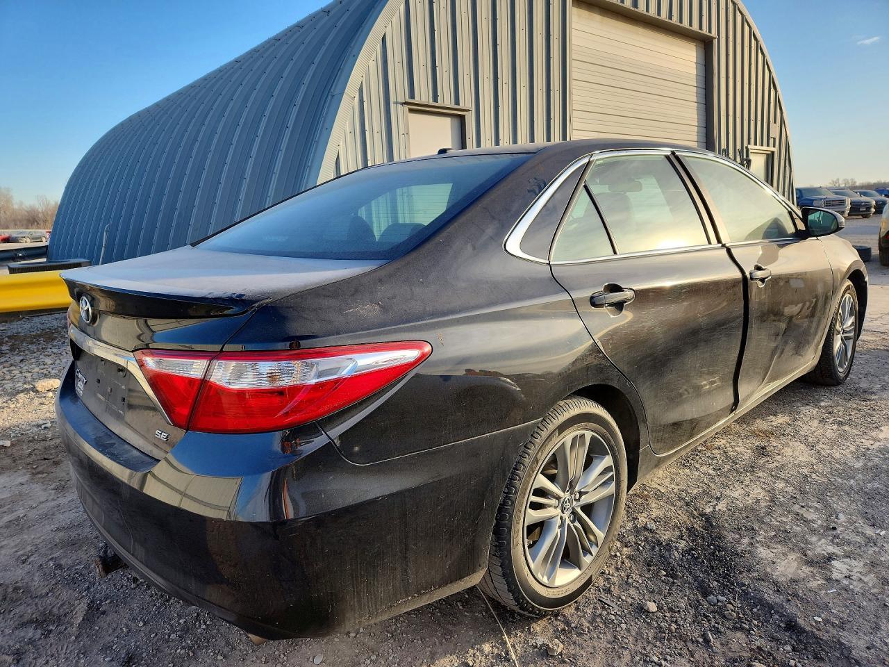2015 TOYOTA CAMRY