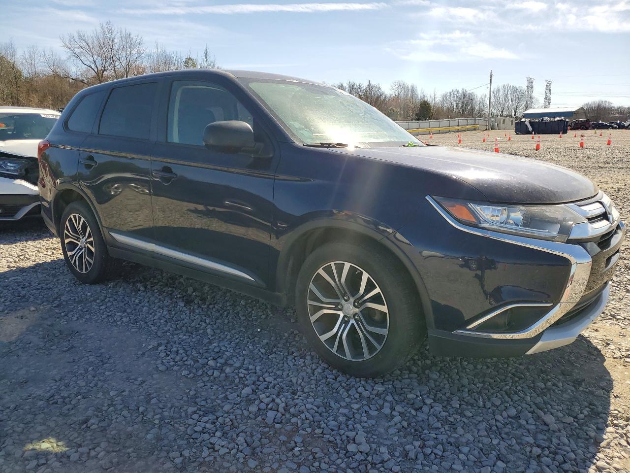 2016 MITSUBISHI outlander