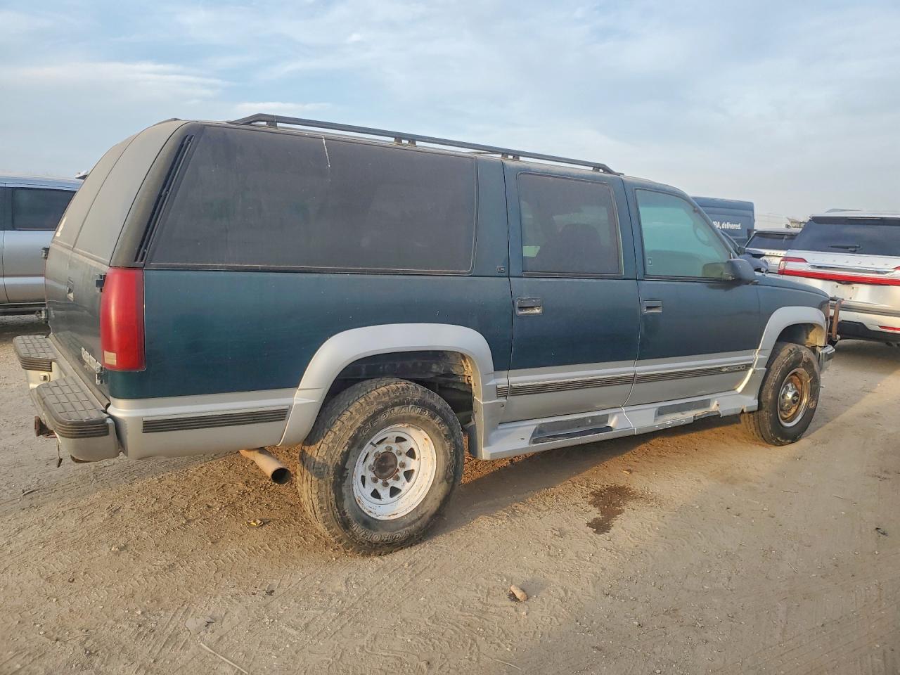 1997 CHEVROLET Suburban
