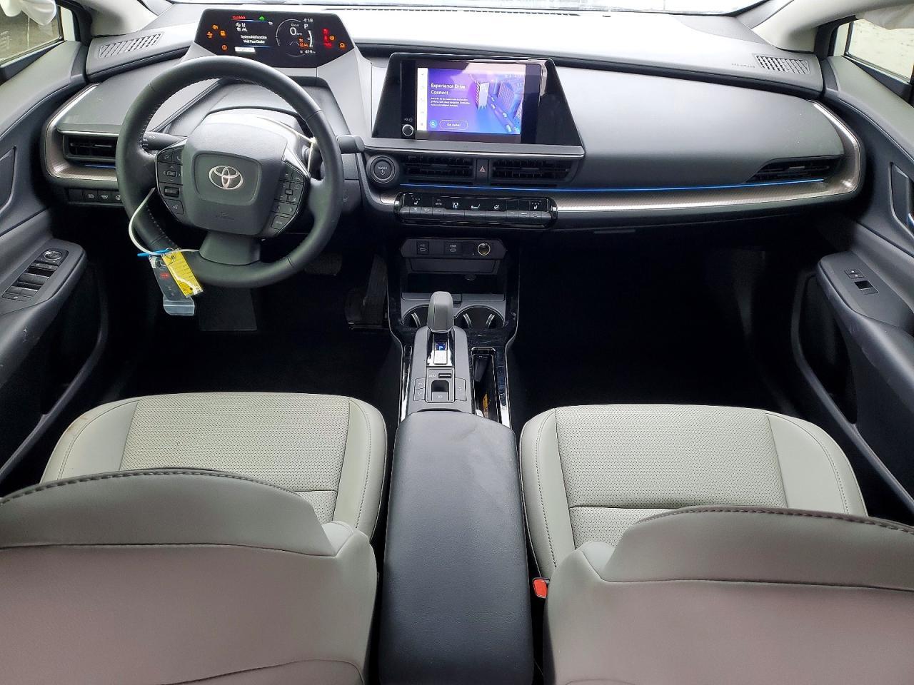 2024 TOYOTA PRIUS