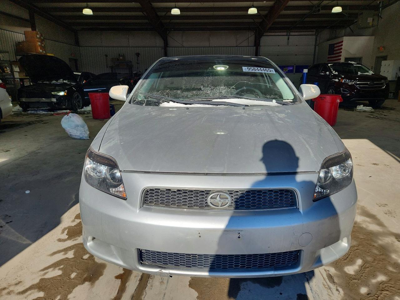 2005 TOYOTA SCION