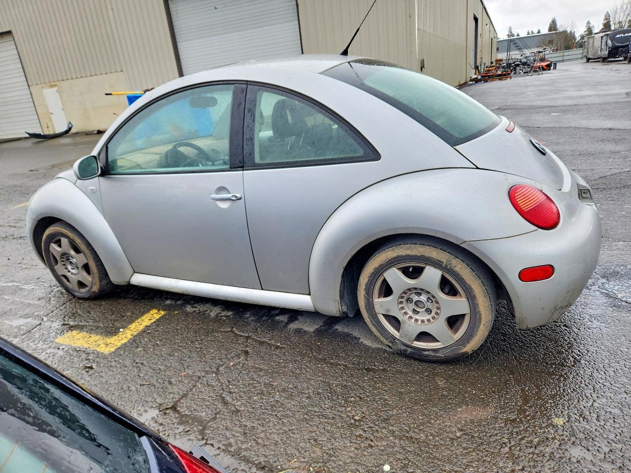 2001 VOLKSWAGEN Beetle