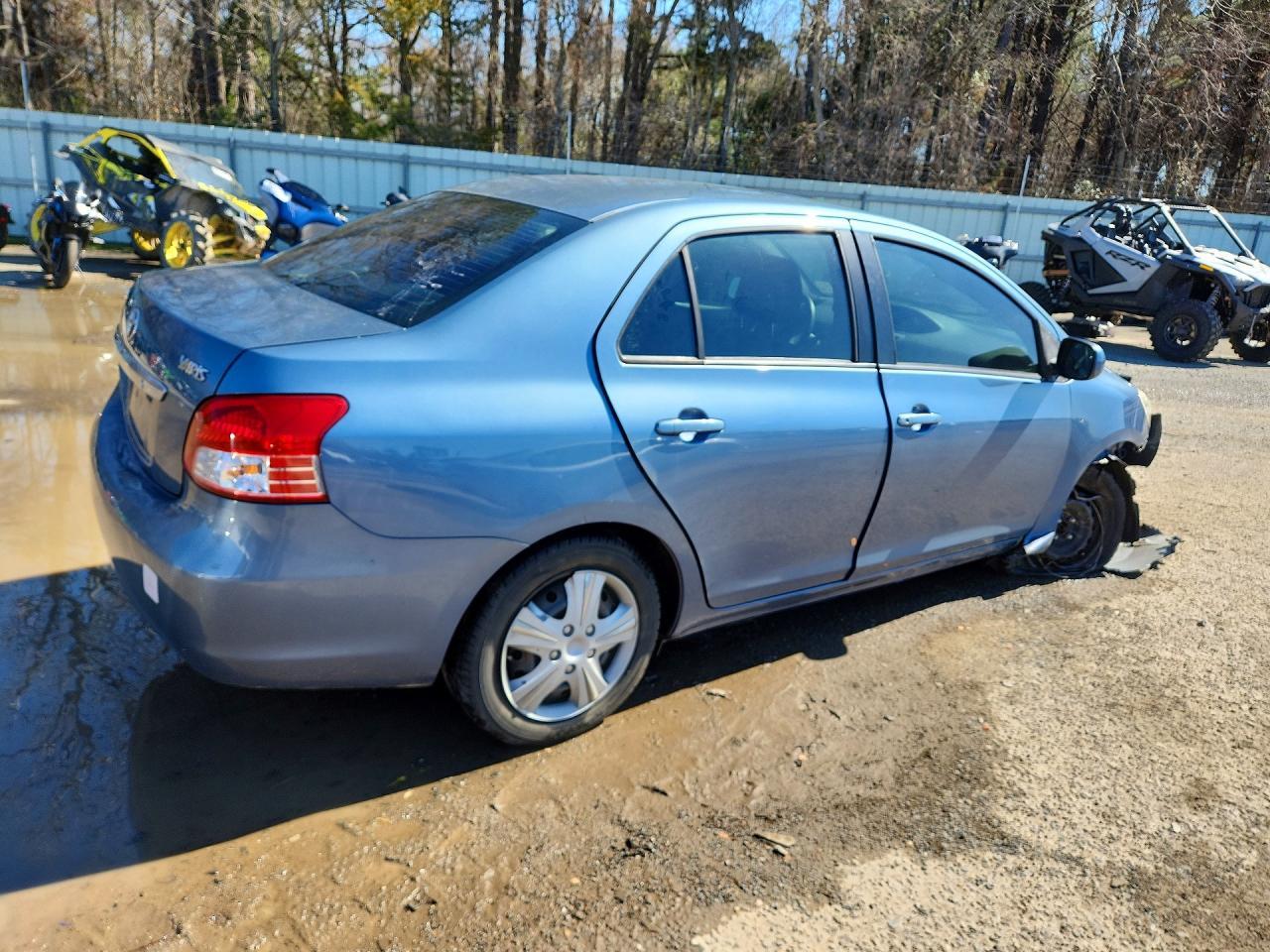 2012 TOYOTA YARIS