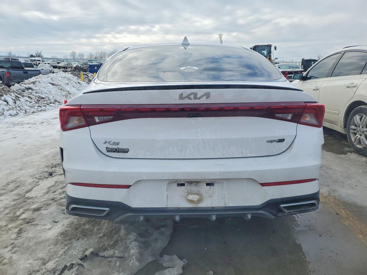 2022 KIA K5