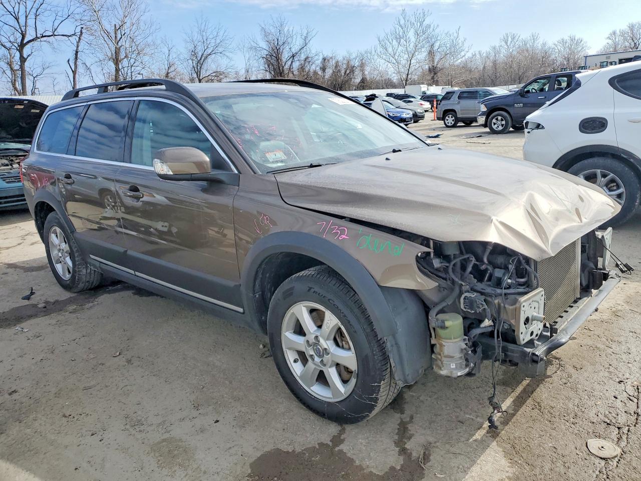 2012 VOLVO XC70