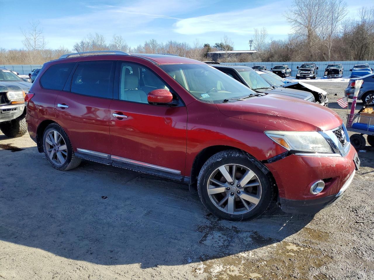 2016 NISSAN PATHFINDER