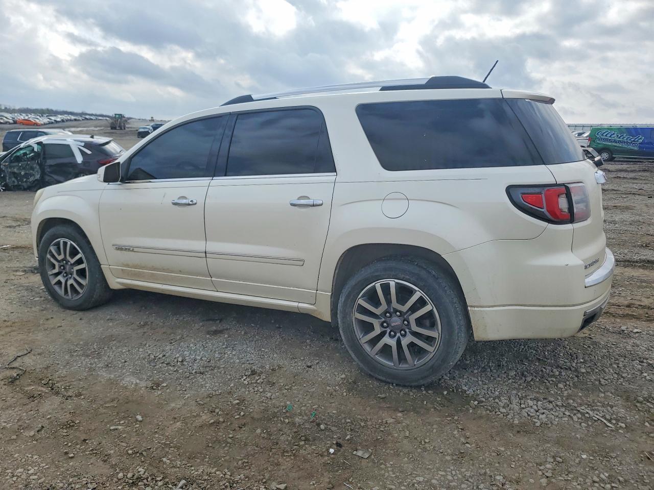 2013 GMC ACADIA