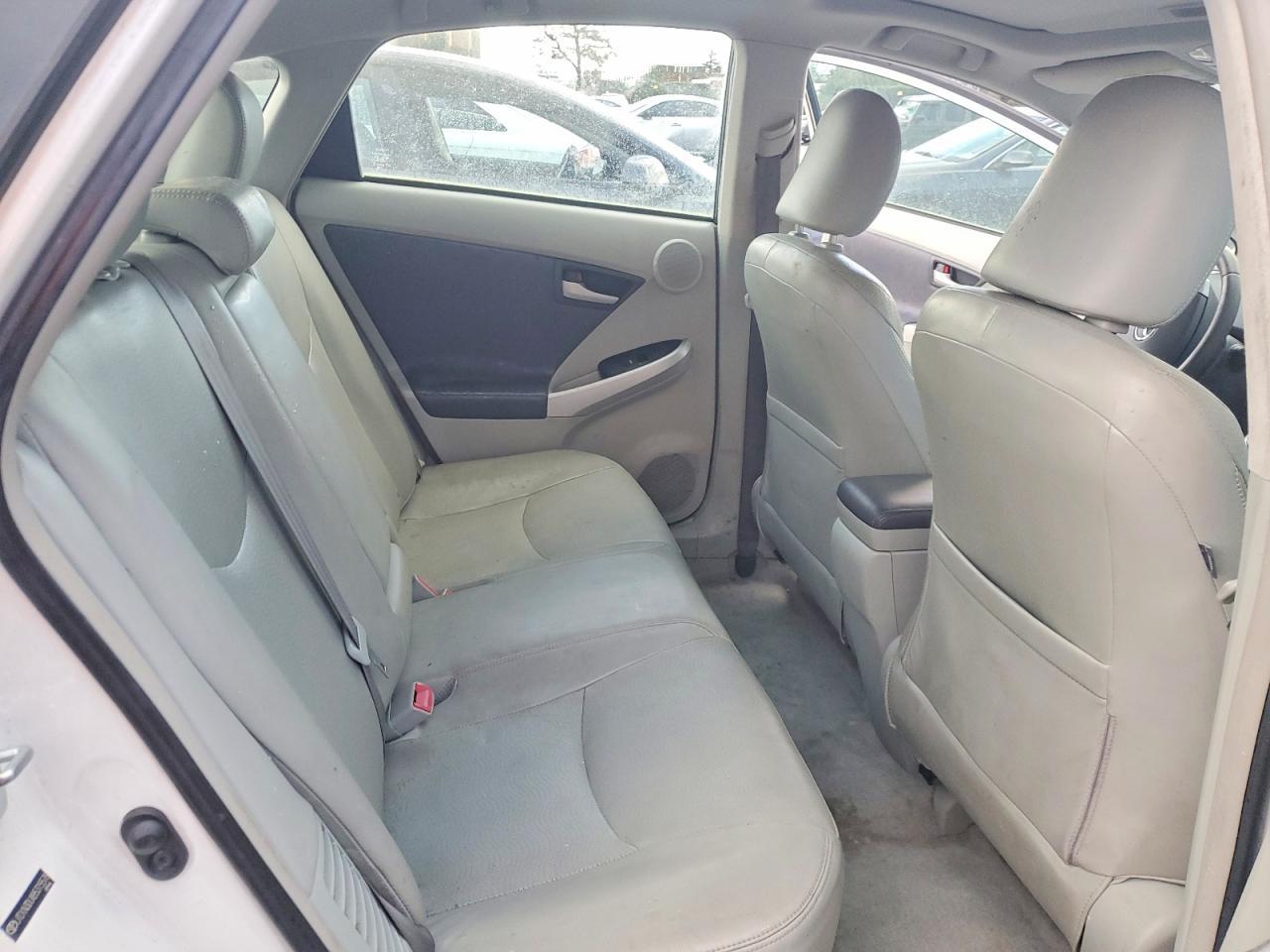 2011 TOYOTA PRIUS
