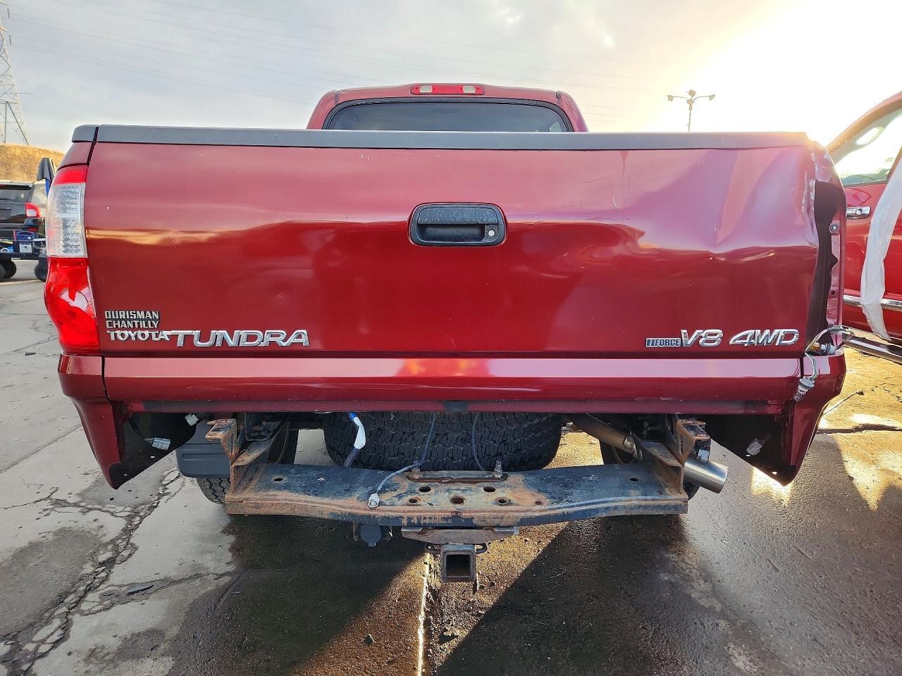 2004 TOYOTA TUNDRA