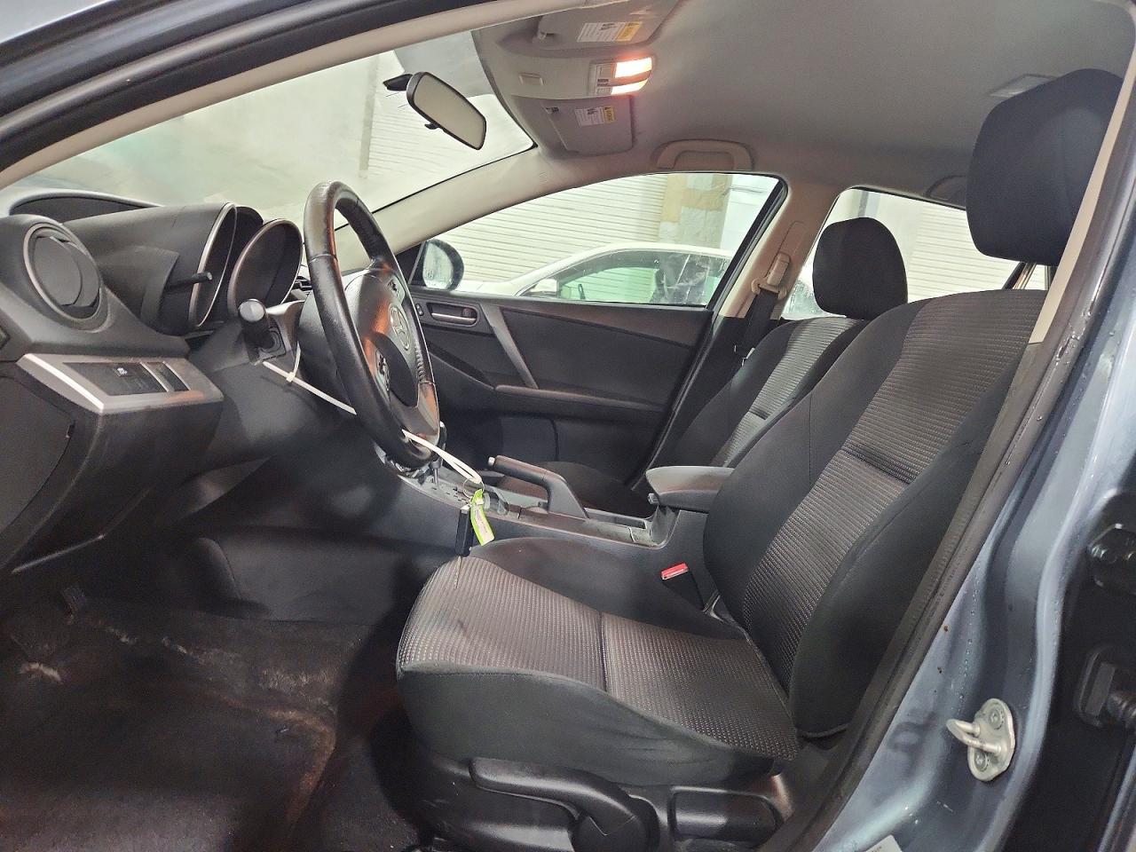 2012 MAZDA 3