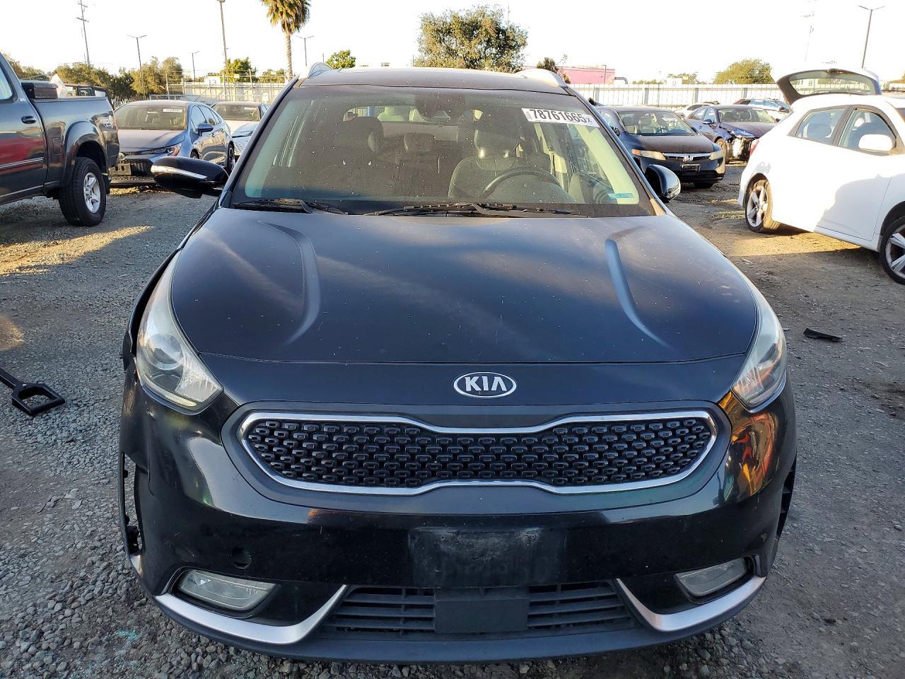 2017 KIA Niro