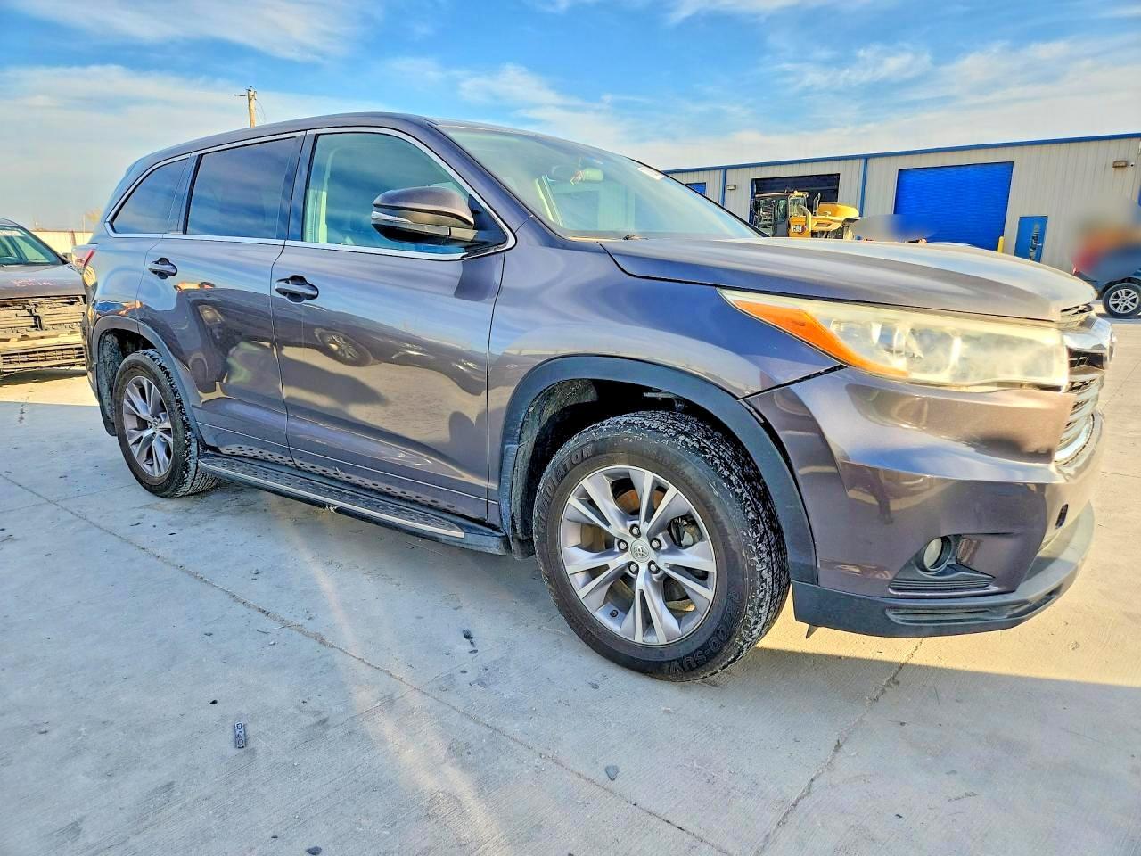 2015 TOYOTA HIGHLANDER